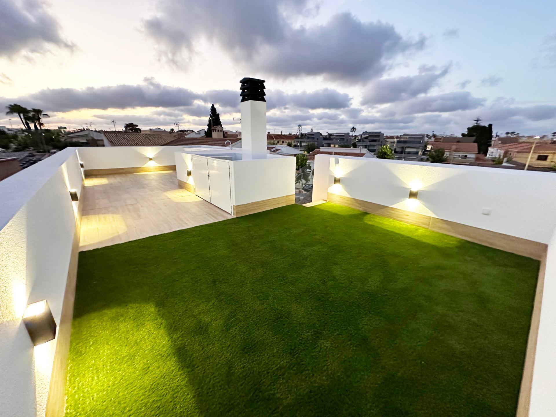 Venta de villa en Pilar de la Horadada
