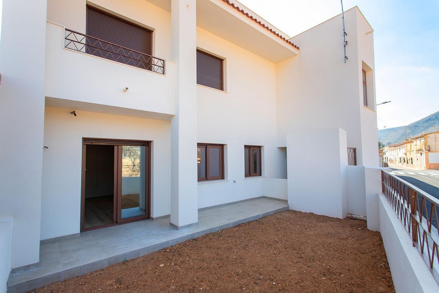 Venta de casa en Hondon de las Nieves