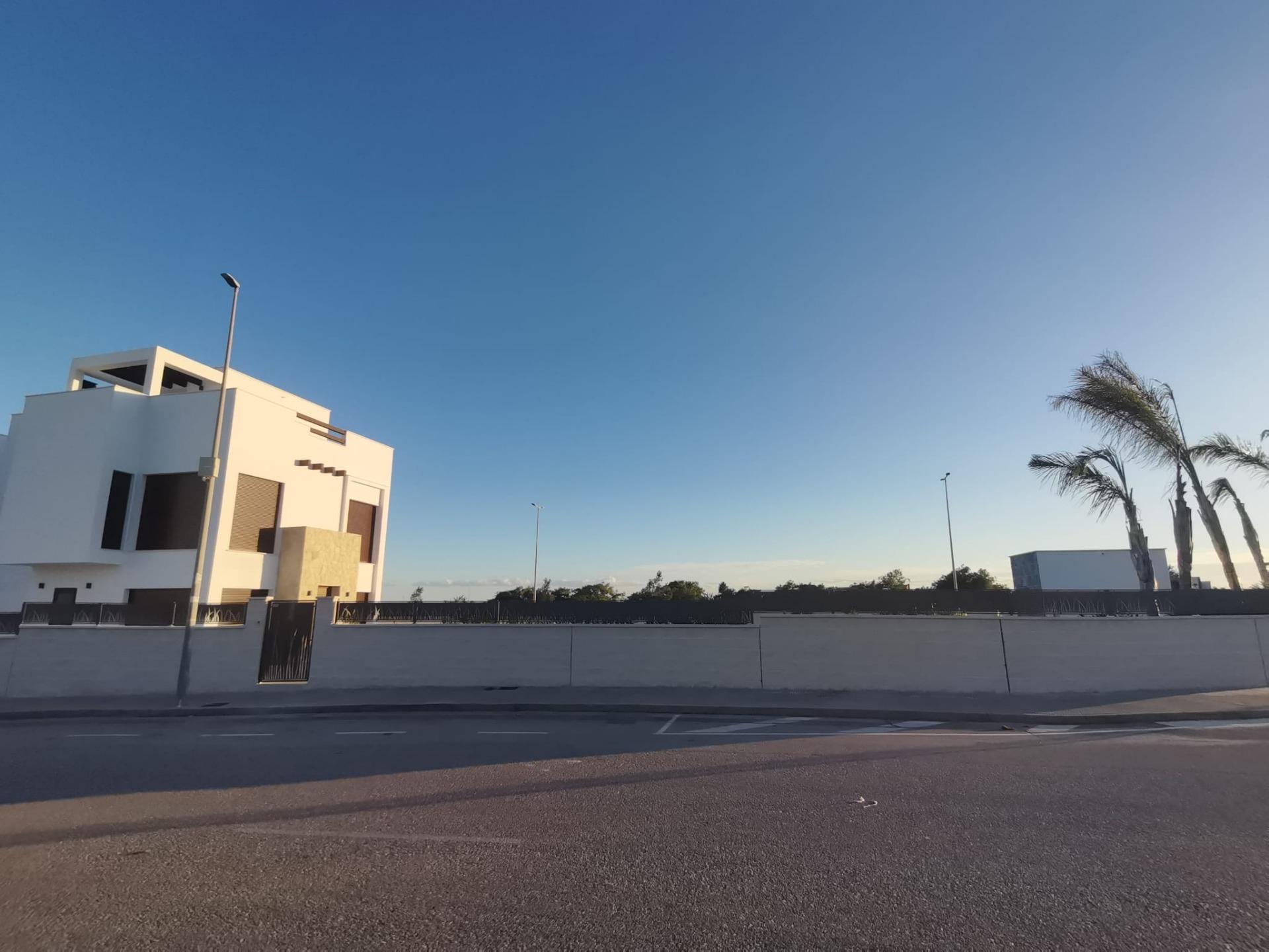 Venta de villa en Los Montesinos