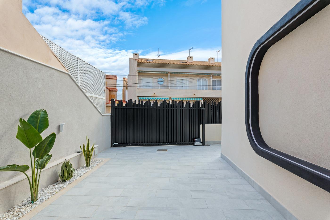 Venta de villa en Pilar de la Horadada
