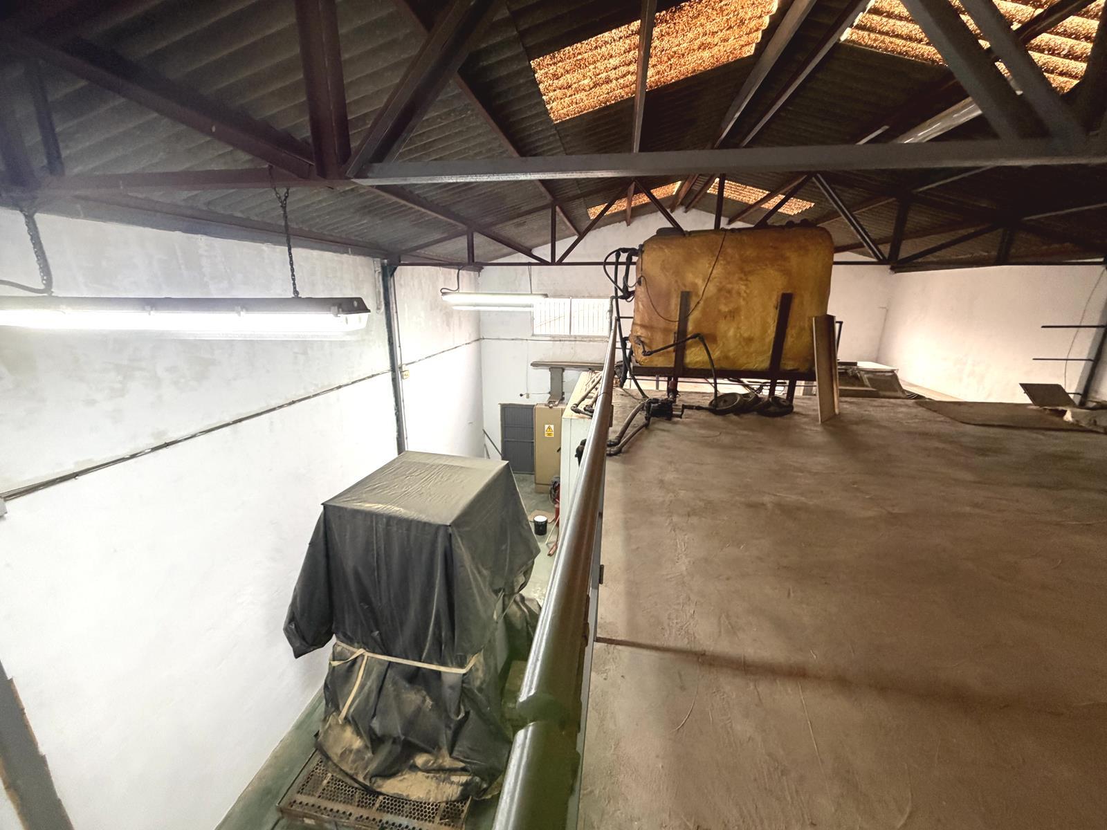 Alquiler de nave en Cartagena