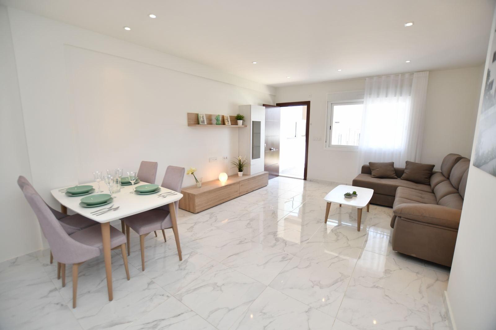 Venta de planta baja en San Miguel de Salinas