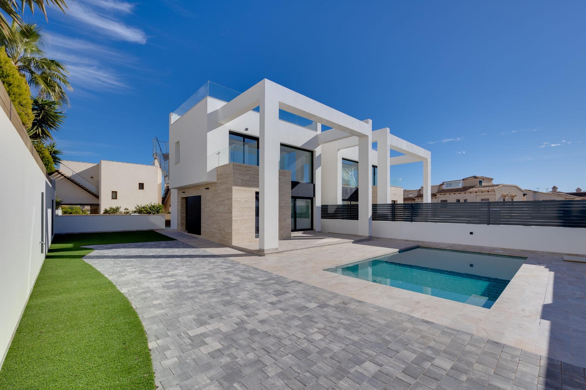 Venta de chalet en Torrevieja