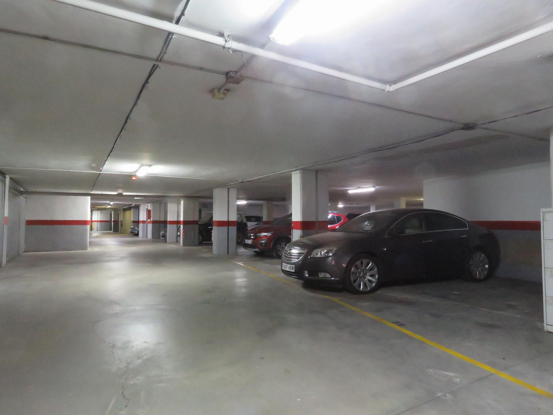 Vente de garage dans Cartagena
