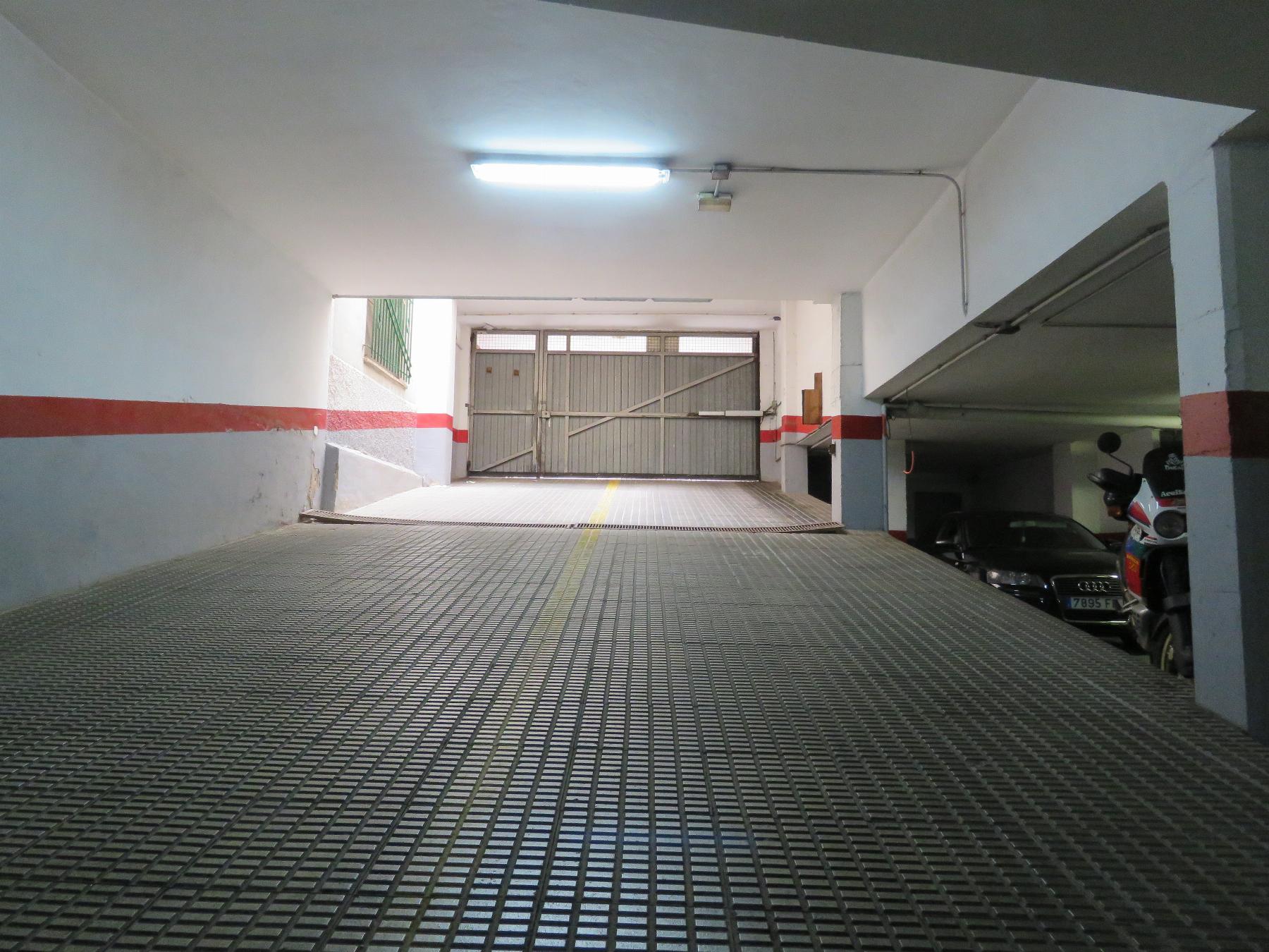 Vente de garage dans Cartagena