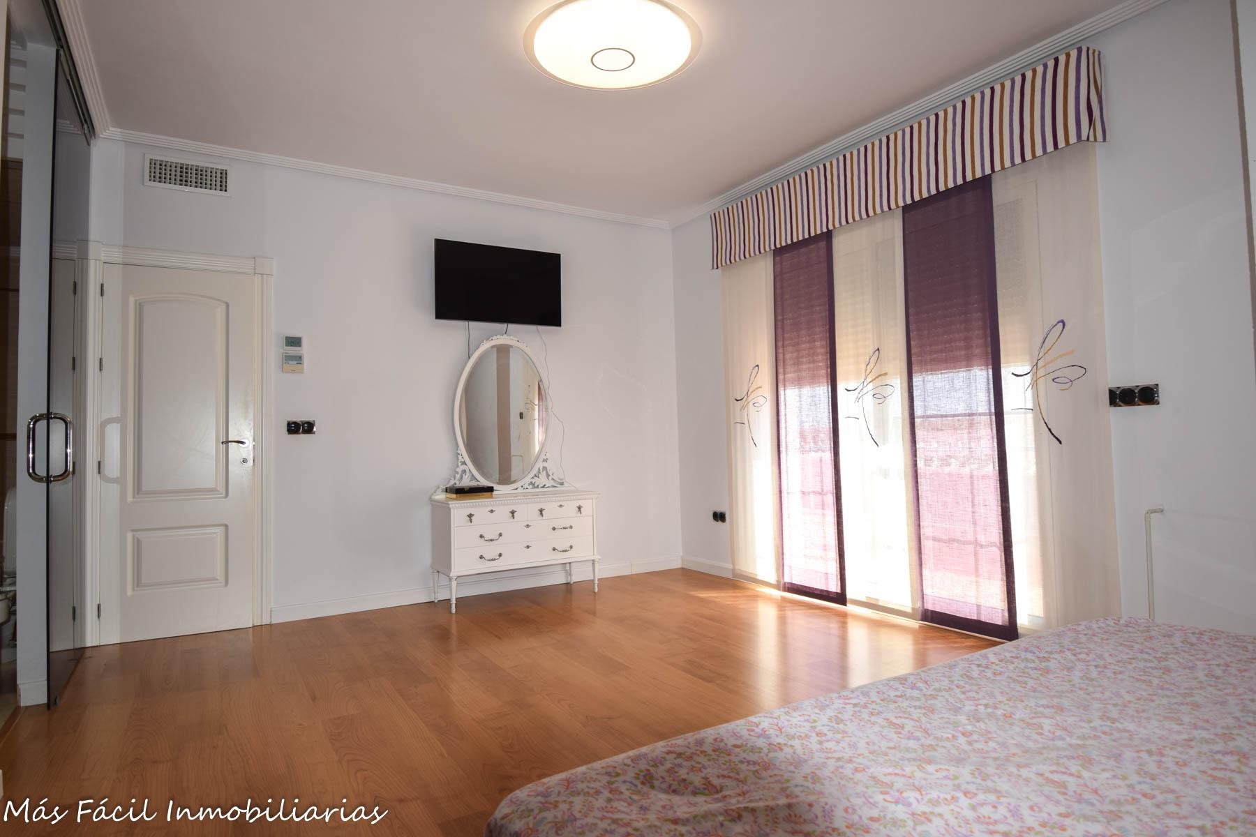 For sale of chalet in Cartagena