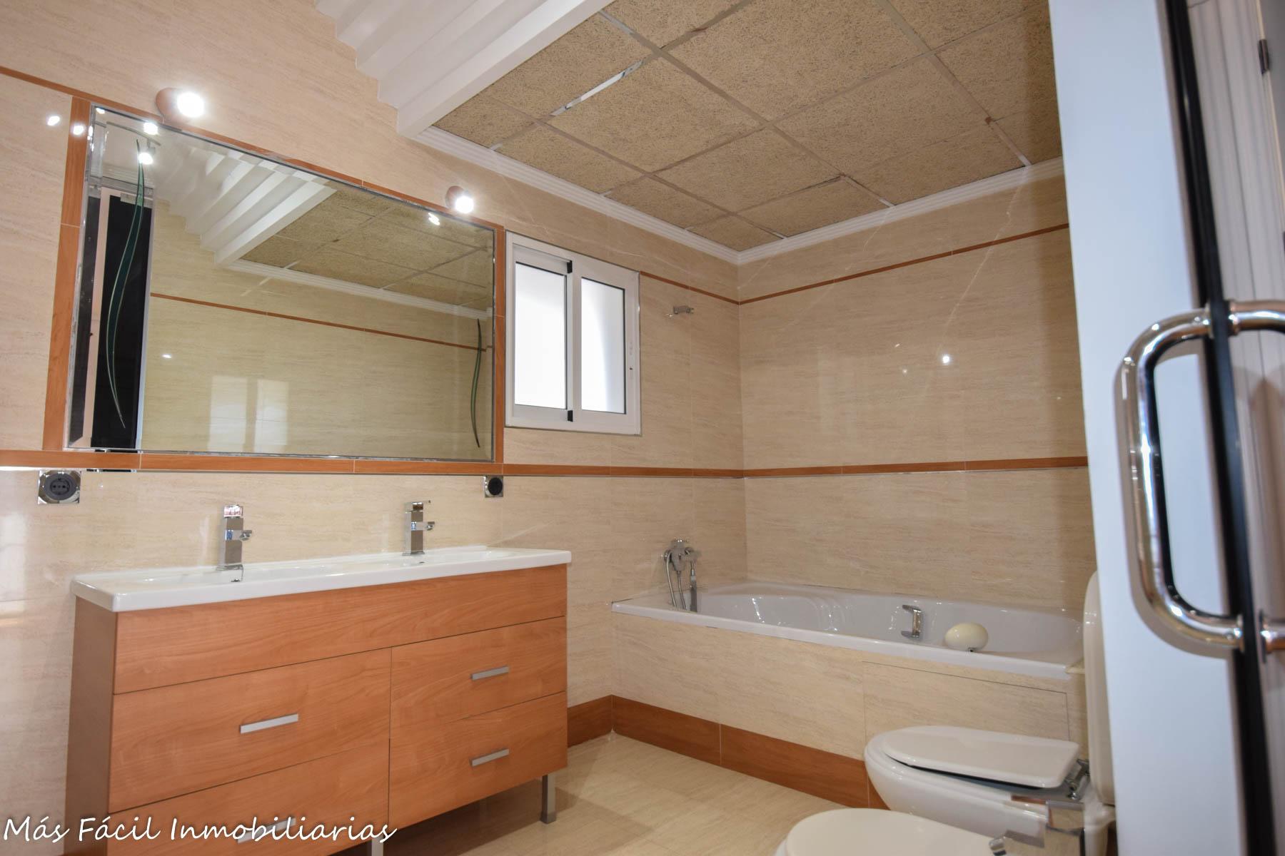 For sale of chalet in Cartagena
