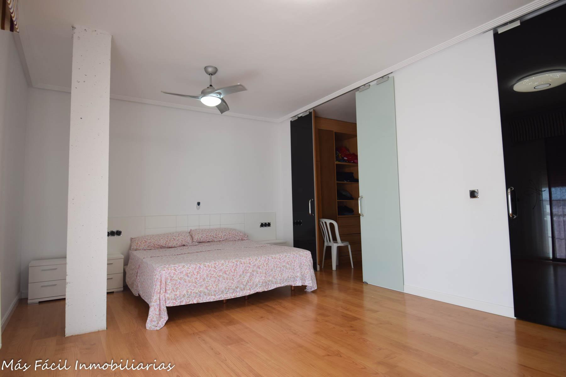 For sale of chalet in Cartagena