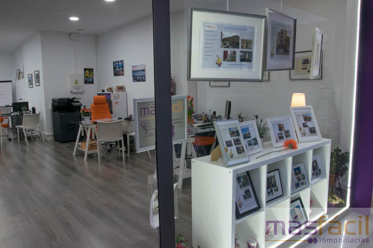 For sale of commercial in Cartagena