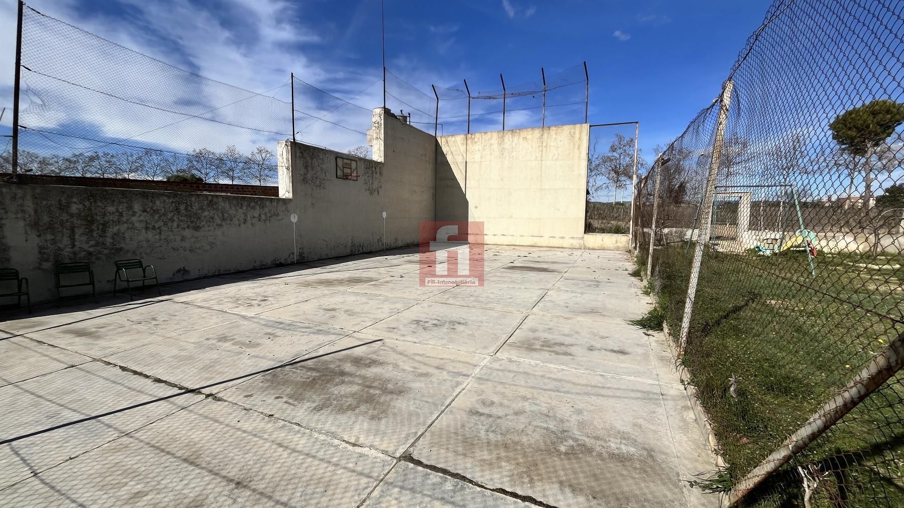 Venta de masía en Santa Margarida i els Monjos