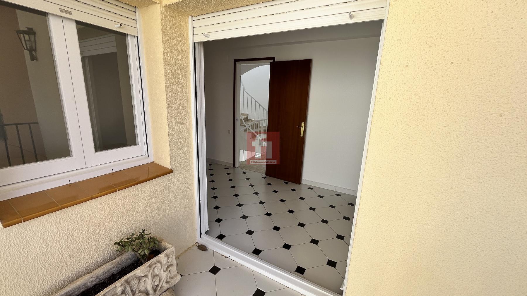 For sale of house in Torrelles de Foix