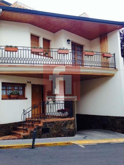 Til salg fra hus i Castellar del Vallès