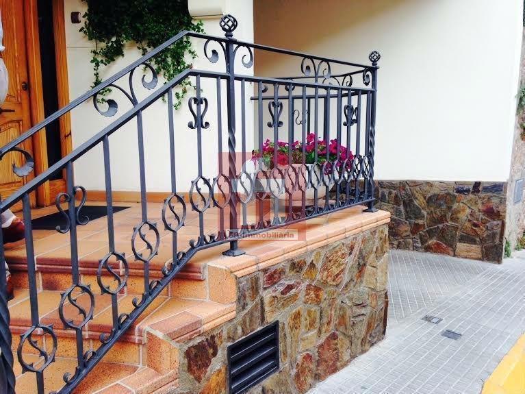 Til salg fra hus i Castellar del Vallès