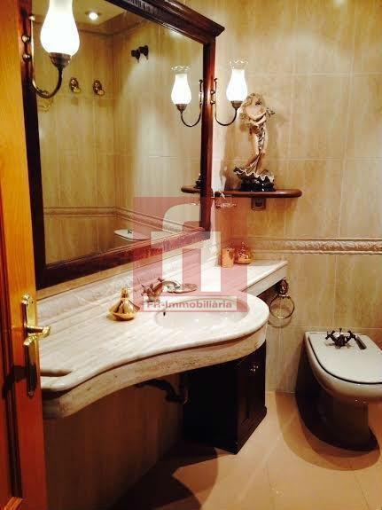 For sale of house in Castellar del Vallès