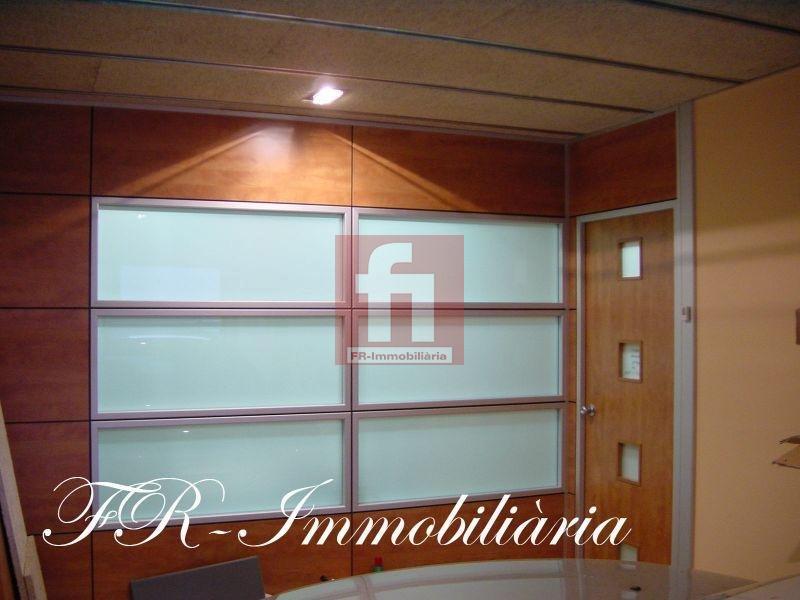 For sale of office in Sabadell
