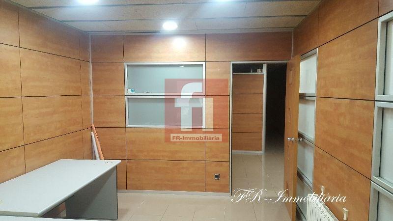 For sale of office in Sabadell