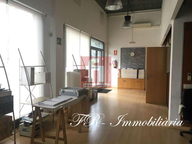 Venda de local comercial a Sabadell