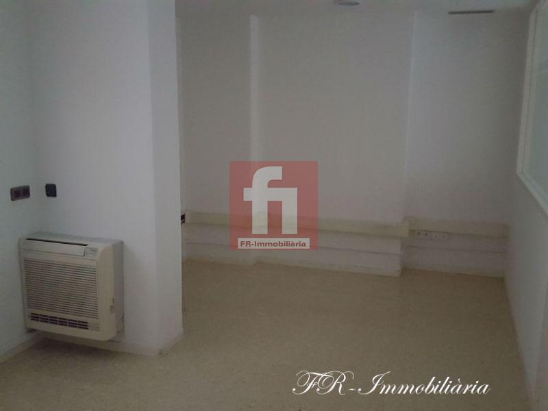 De location de local commercial dans Sabadell