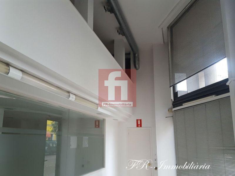 De location de local commercial dans Sabadell