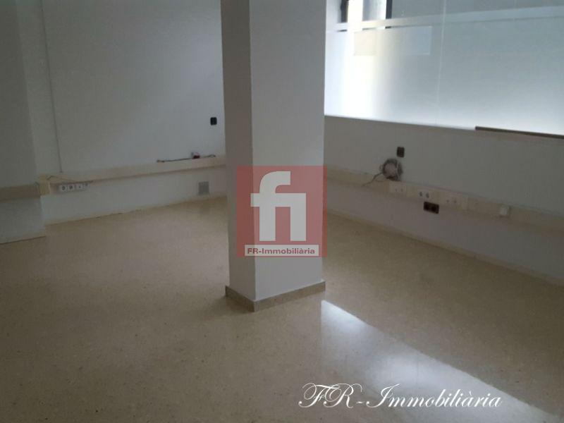 De location de local commercial dans Sabadell