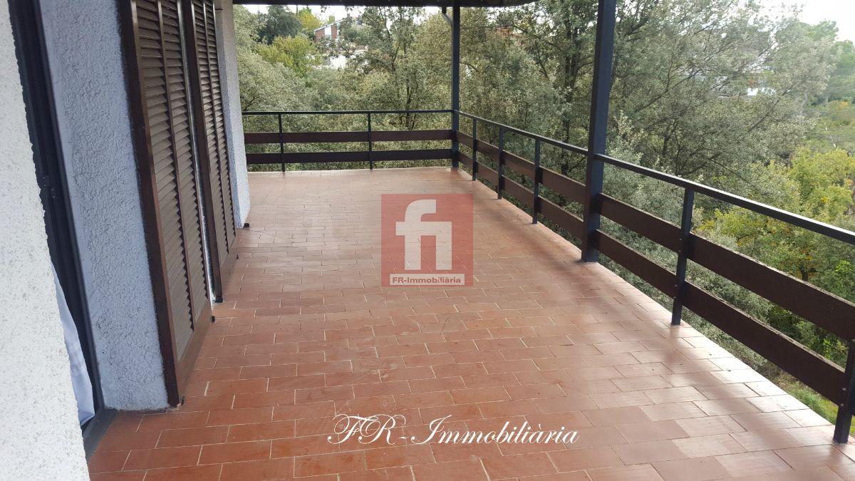For sale of chalet in Sentmenat