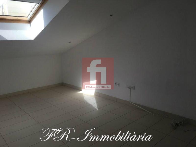 For sale of duplex in Sabadell