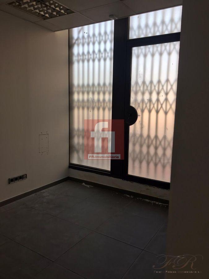 For rent of commercial in Sabadell