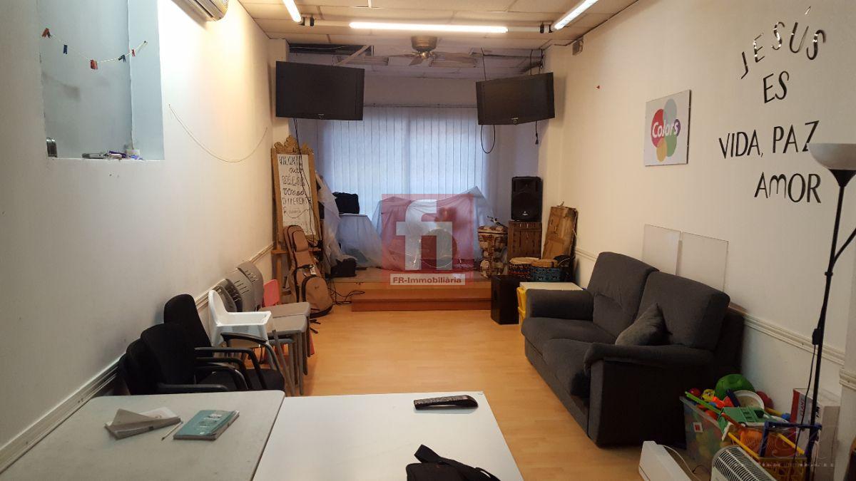 For sale of house in Barberà del Vallès