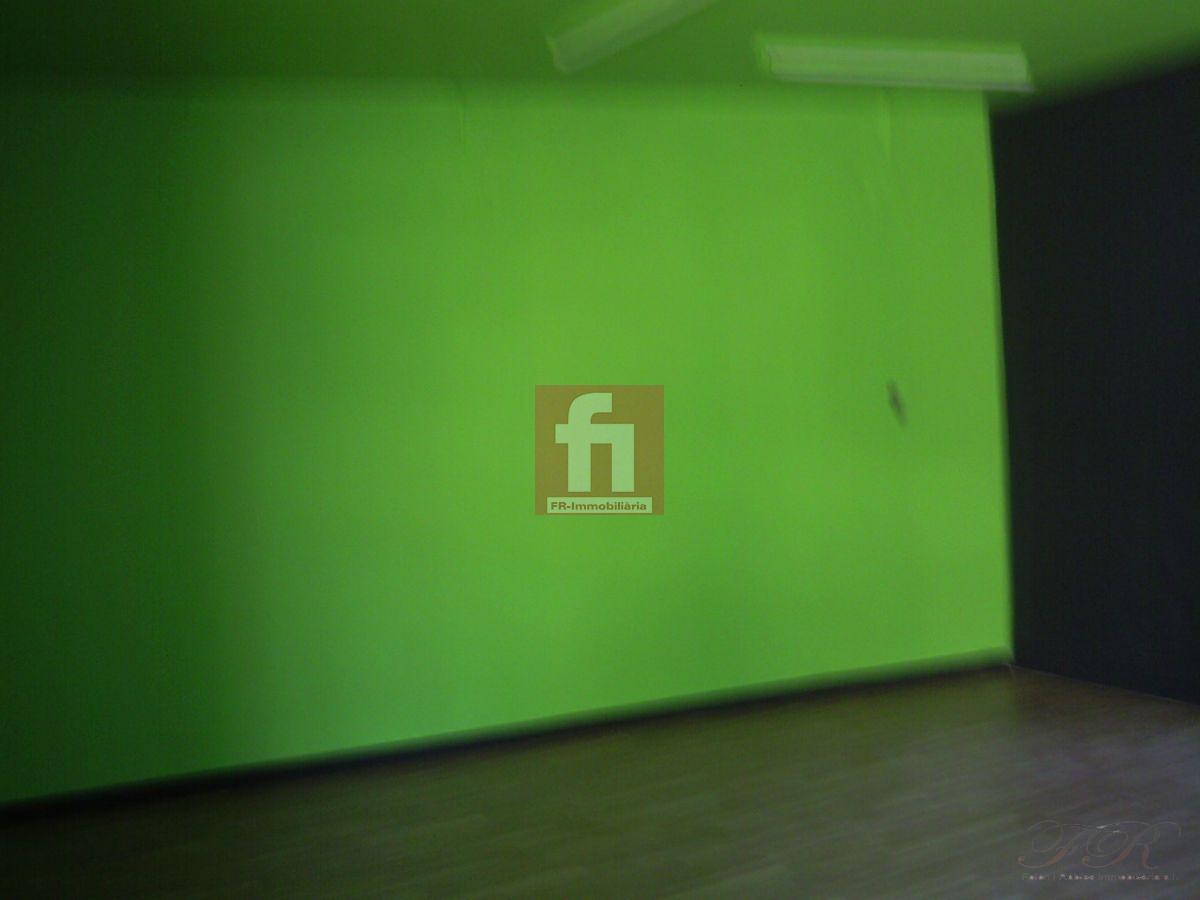 For sale of commercial in Sabadell