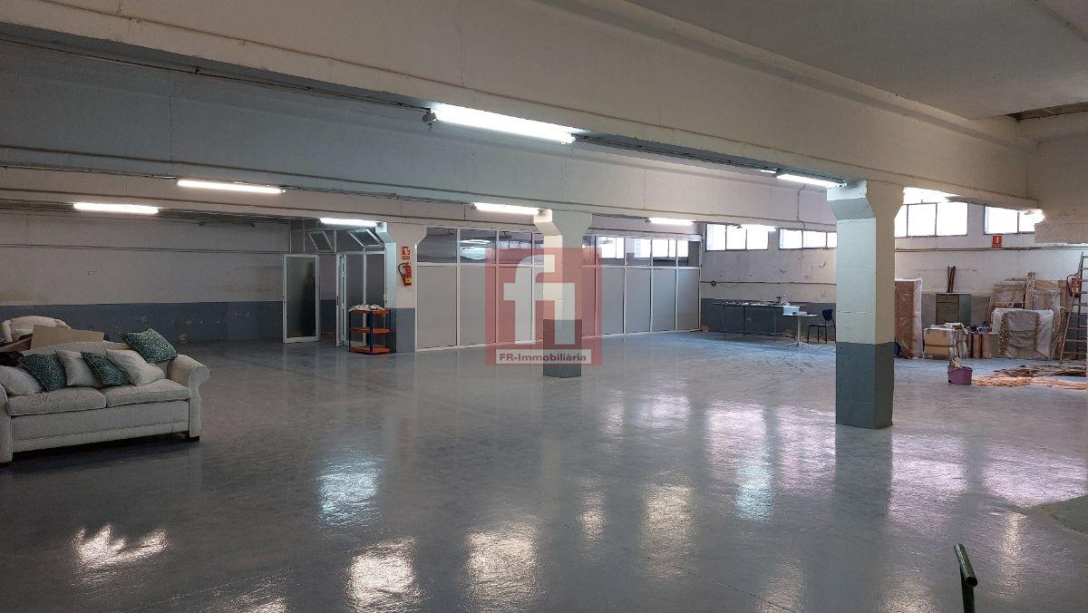 For rent of industrial plant/warehouse in Sabadell