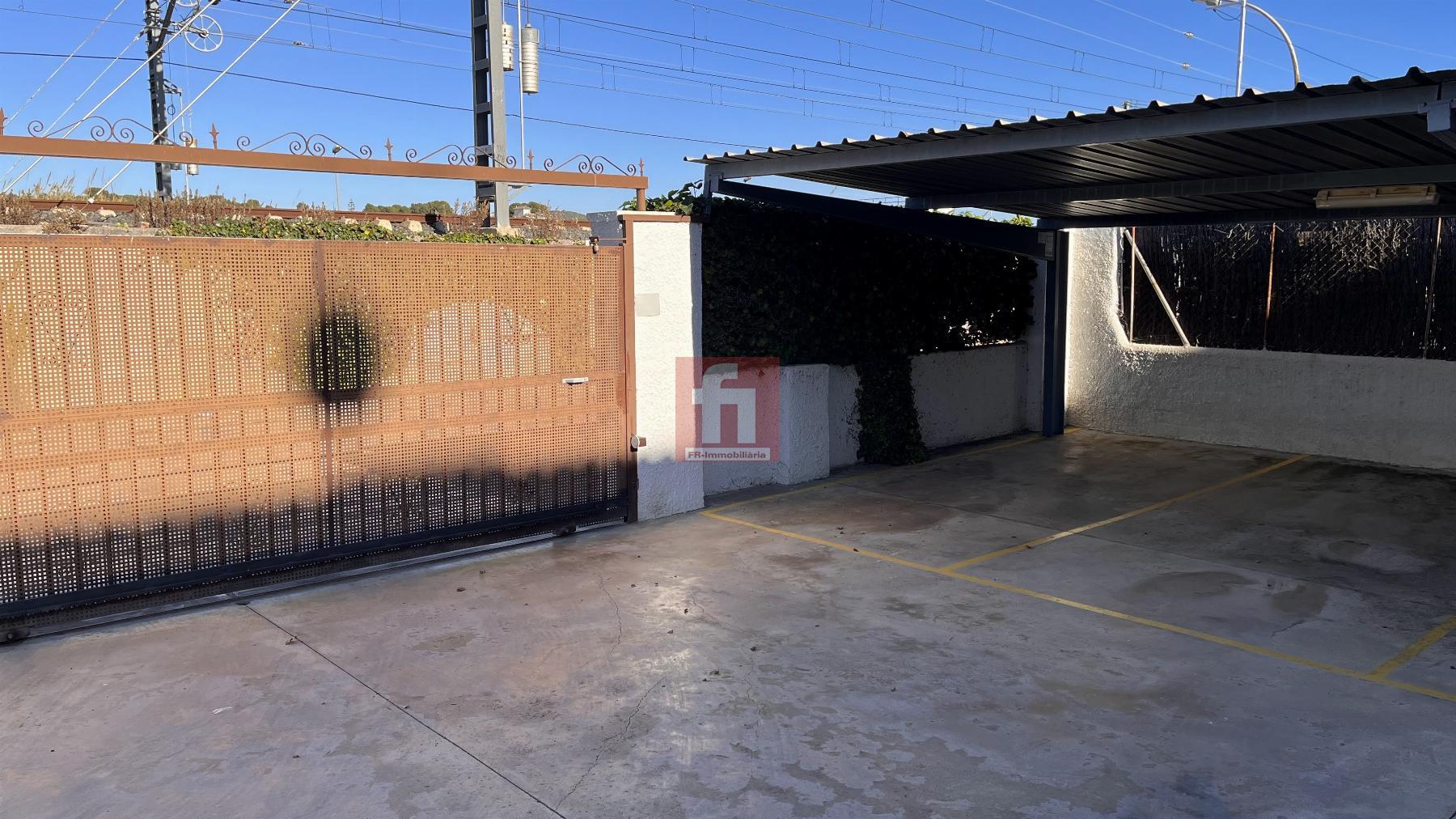 For sale of flat in Cunit