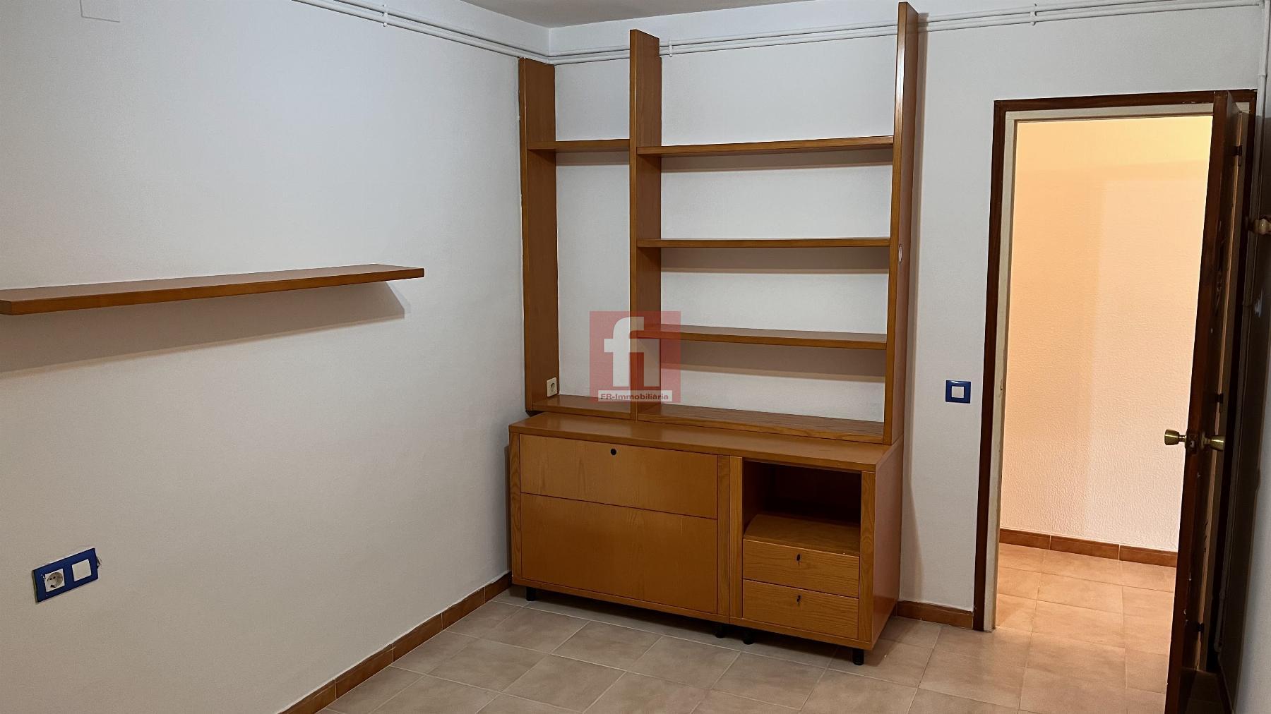 For sale of flat in Vilafranca del Penedès