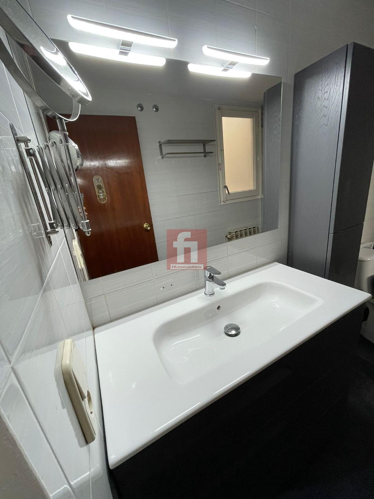 For sale of flat in Vilafranca del Penedès