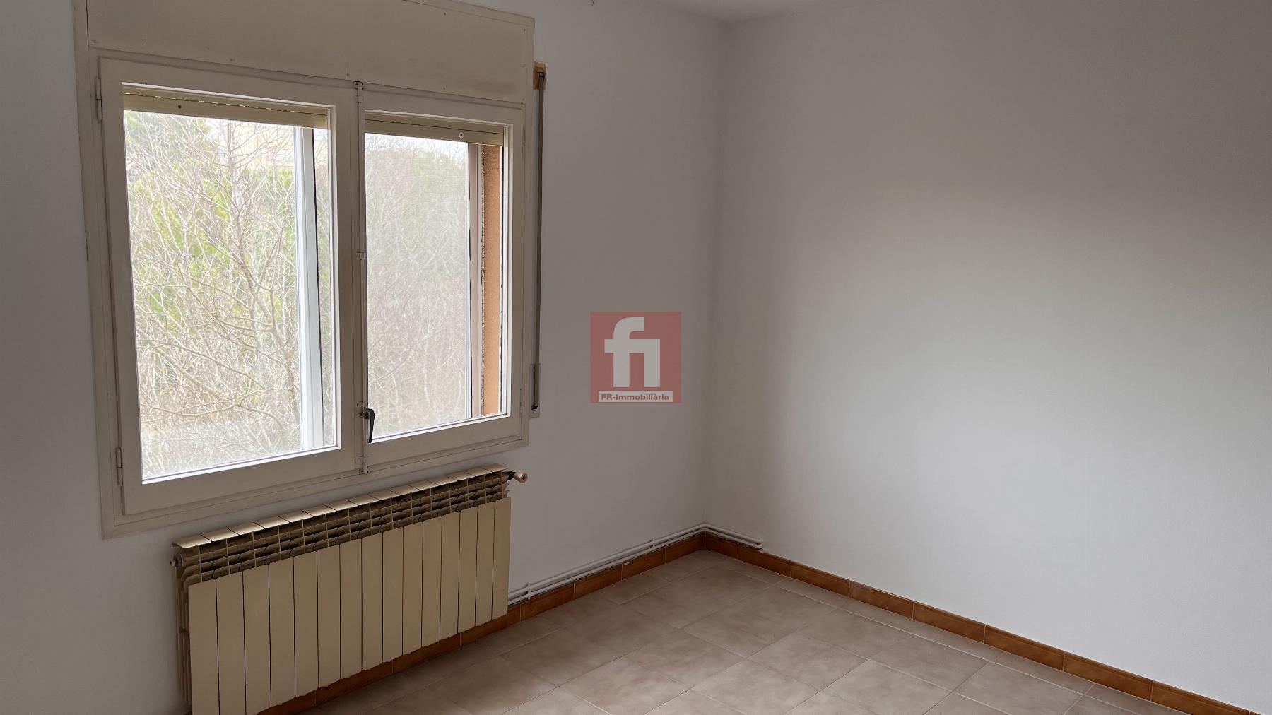 For sale of flat in Vilafranca del Penedès