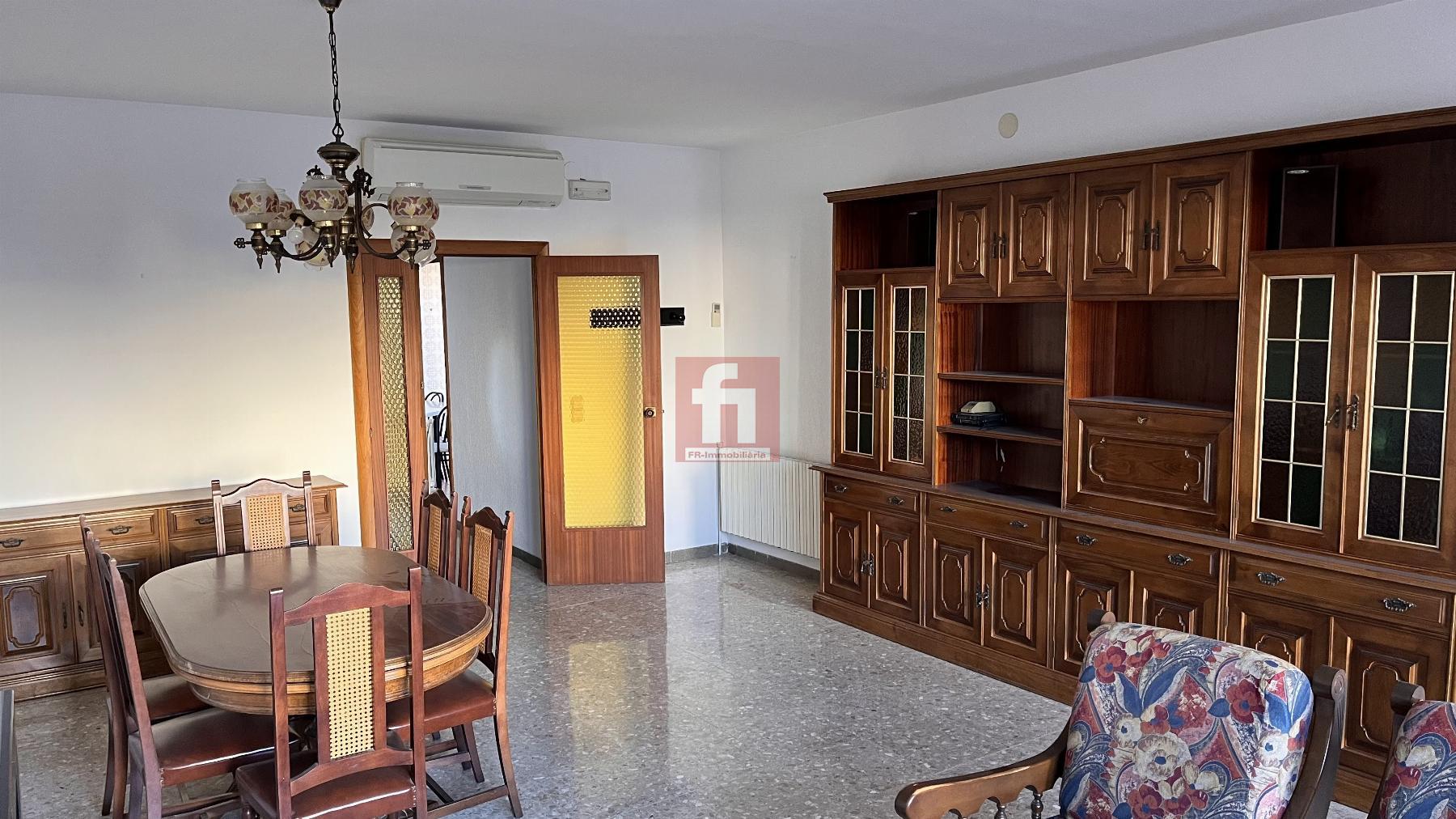 Venda de casa a Castellet i la Gornal