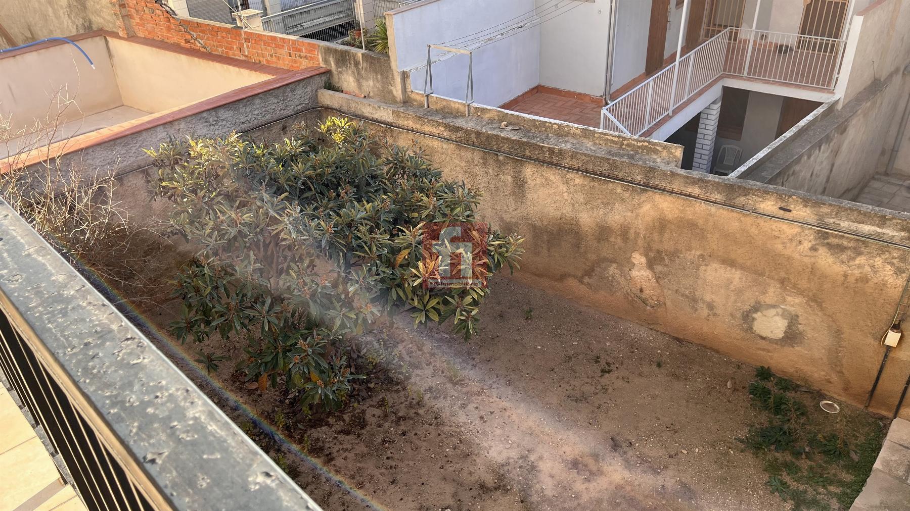 Venda de casa a Castellet i la Gornal