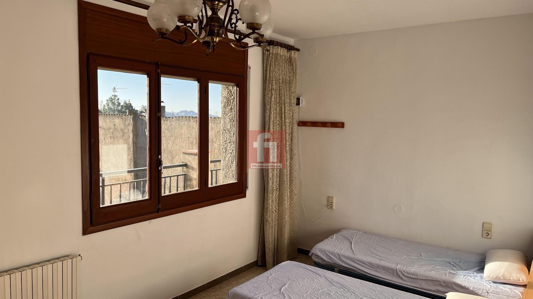 Venda de casa a Castellet i la Gornal