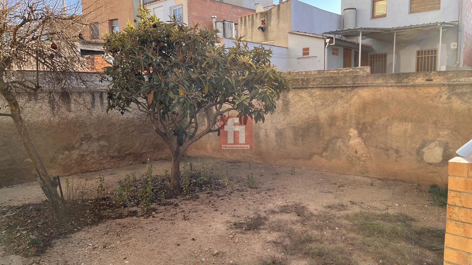 Venda de casa a Castellet i la Gornal