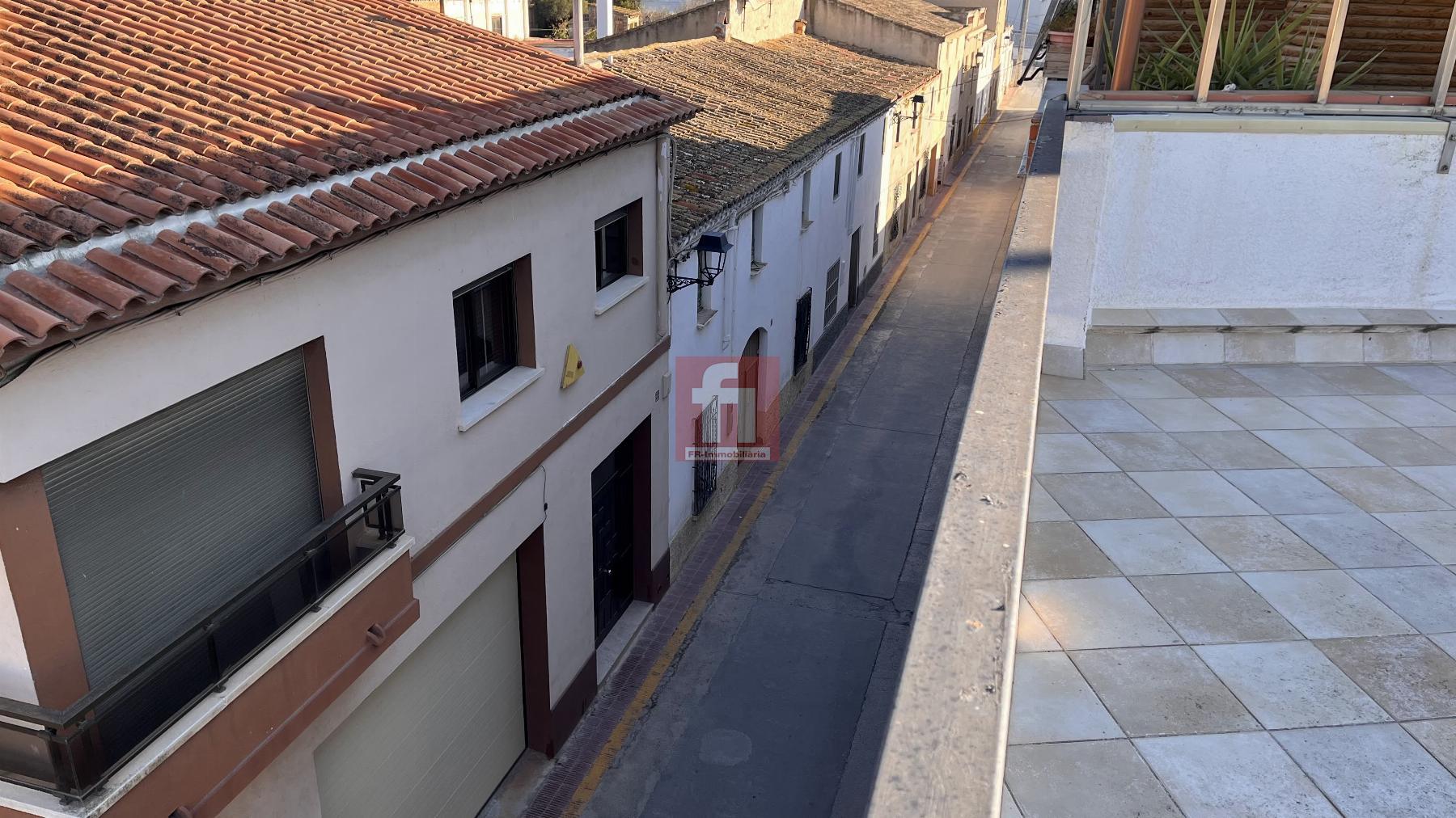 Venda de casa a Castellet i la Gornal