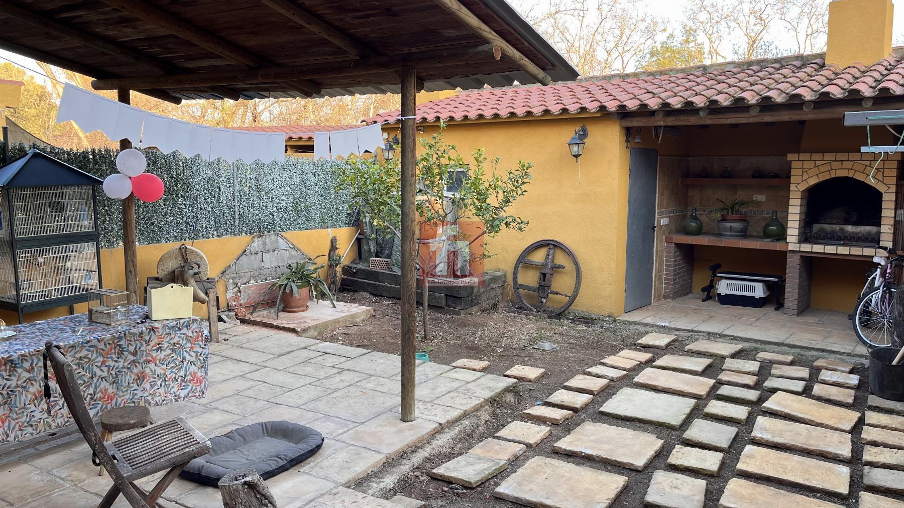 For sale of house in Banyeres del Penedès