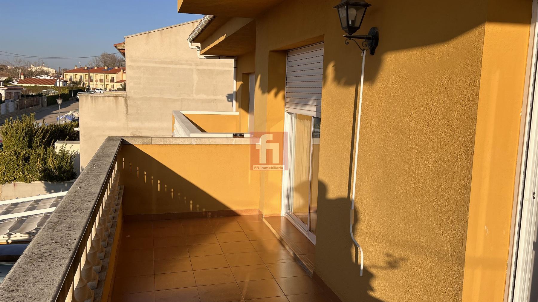 For sale of house in Banyeres del Penedès