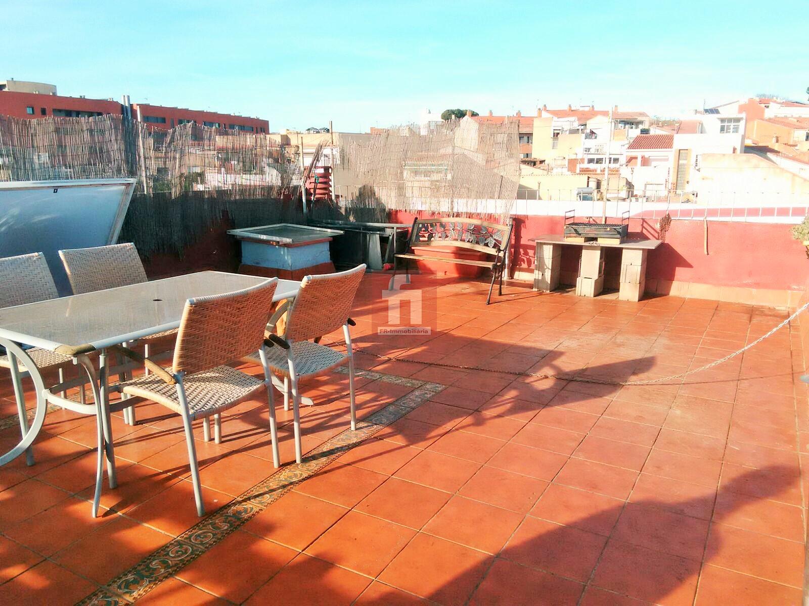 For sale of penthouse in Sabadell