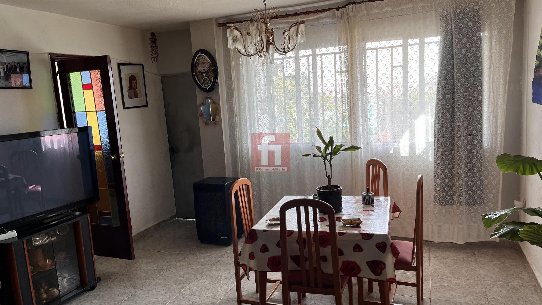 For sale of house in La Bisbal del Penedès