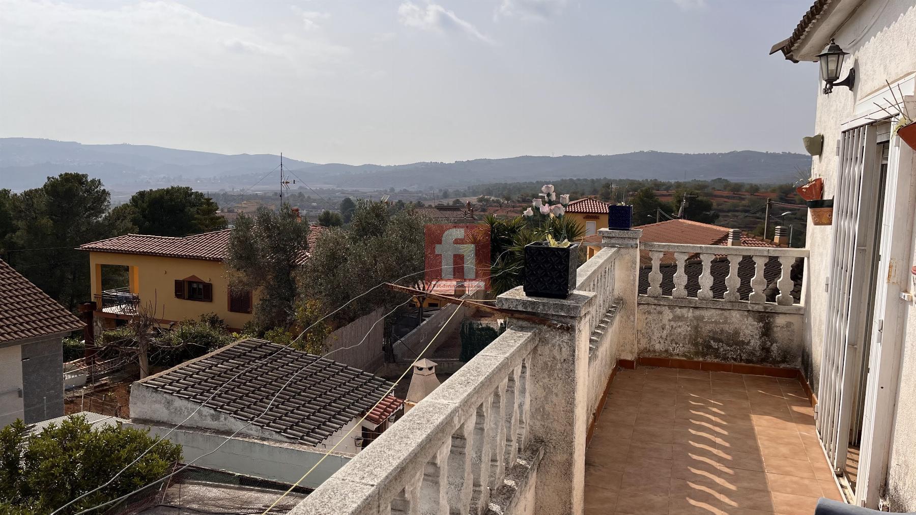 For sale of house in La Bisbal del Penedès