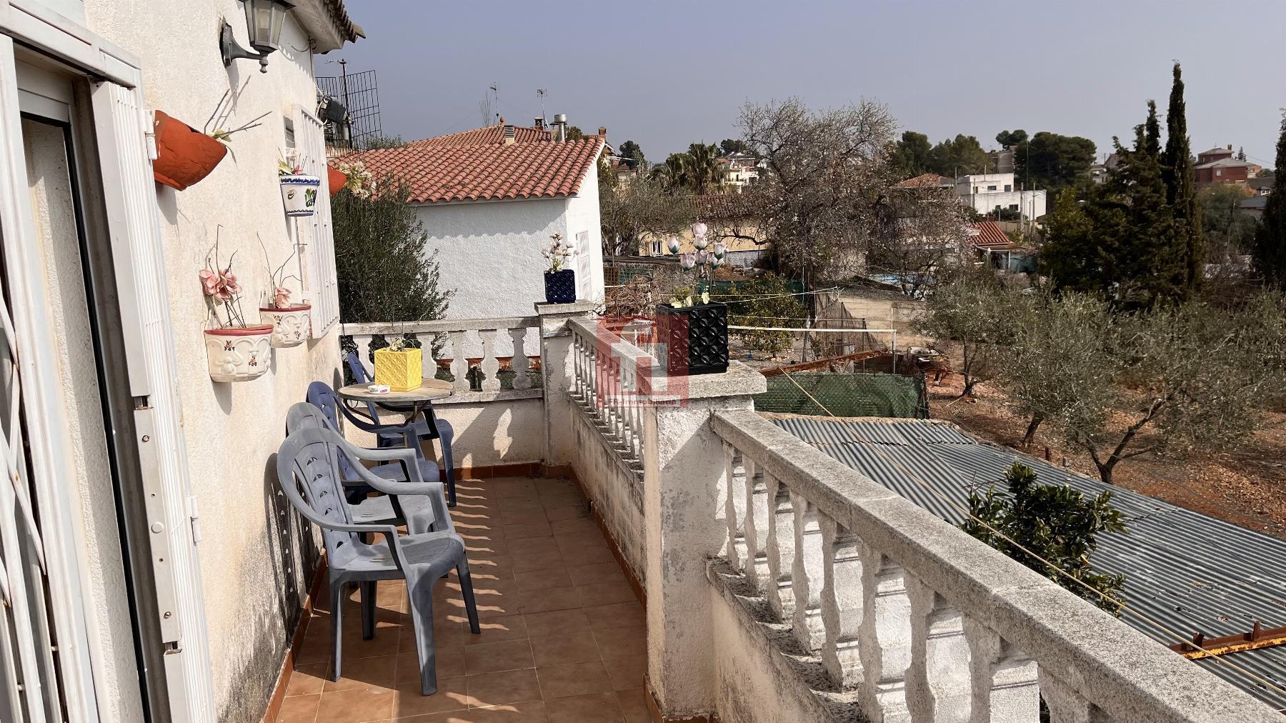 For sale of house in La Bisbal del Penedès