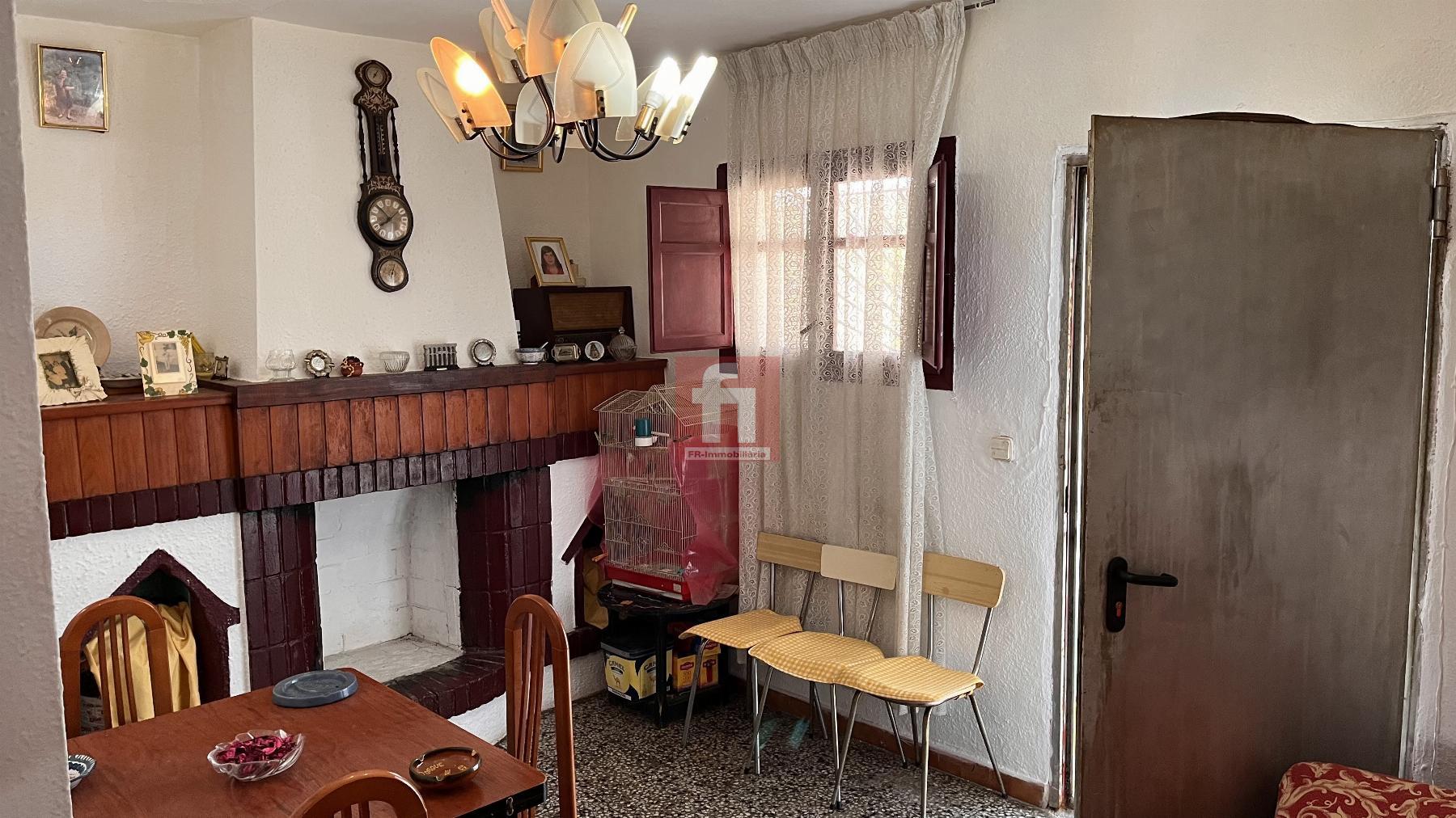 For sale of house in La Bisbal del Penedès