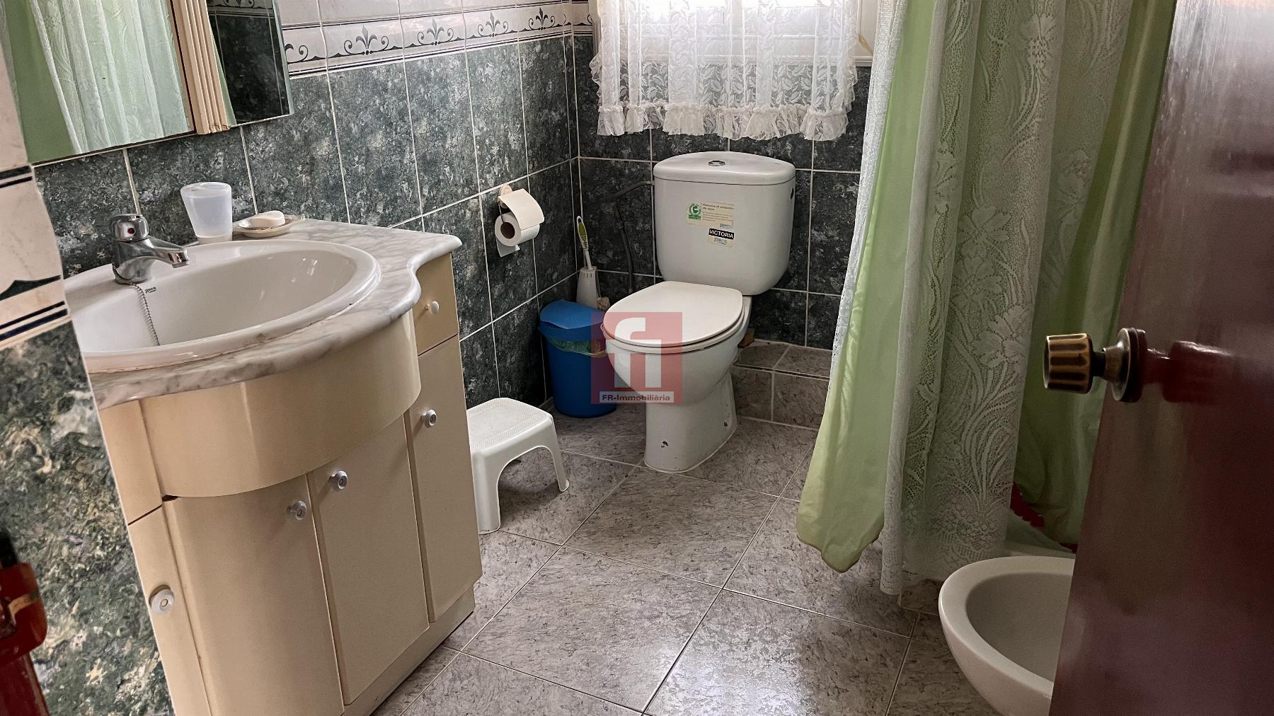 For sale of house in La Bisbal del Penedès