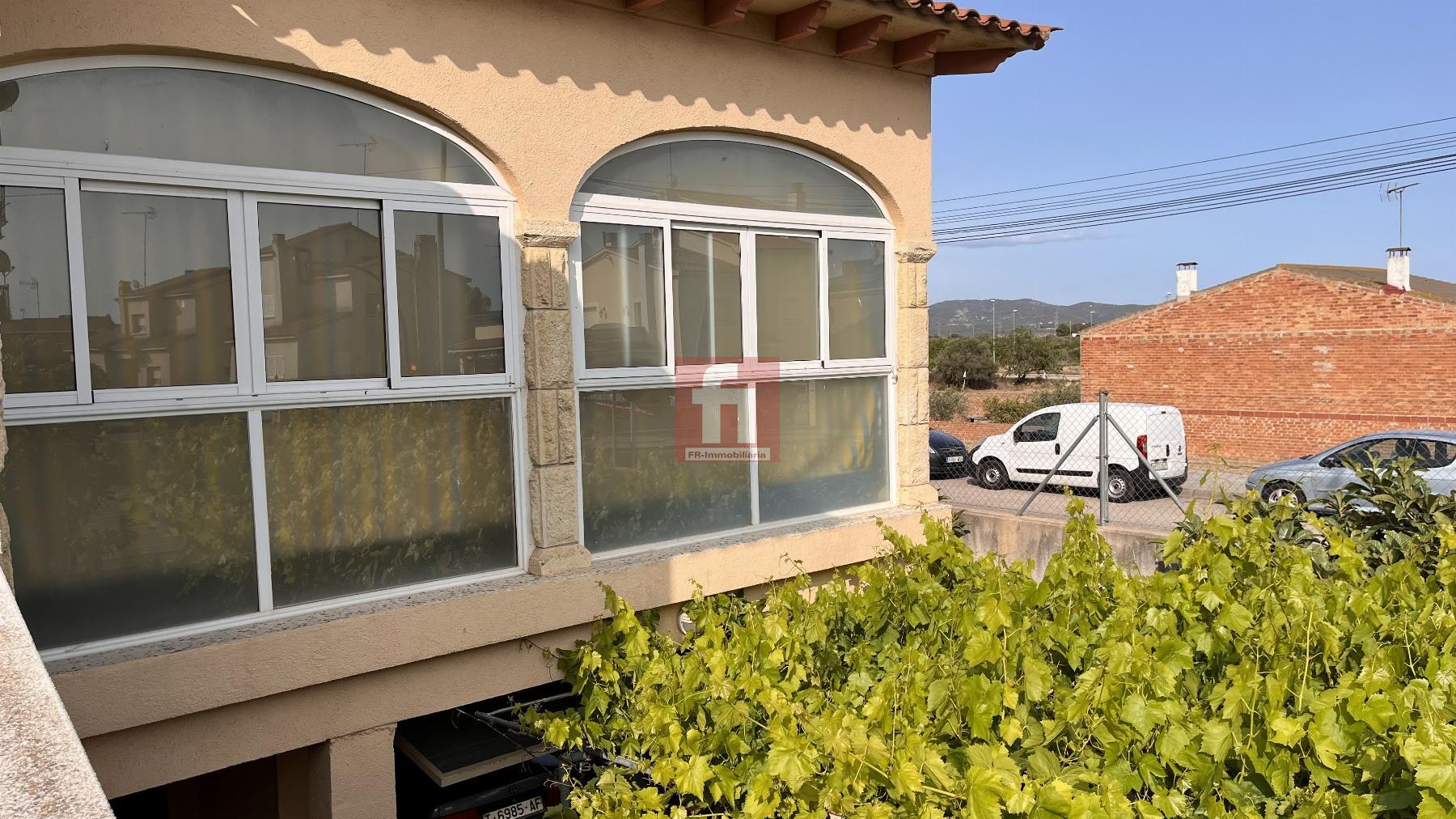 For sale of house in Banyeres del Penedès
