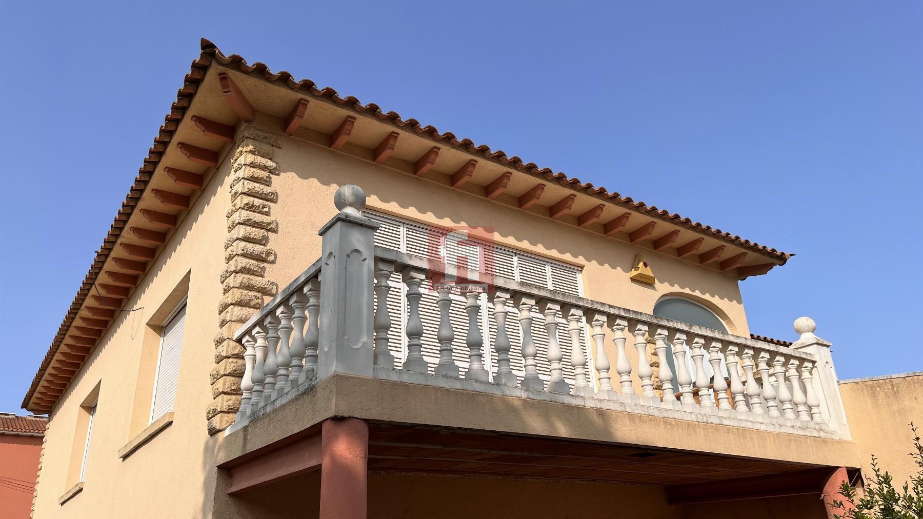 For sale of house in Banyeres del Penedès