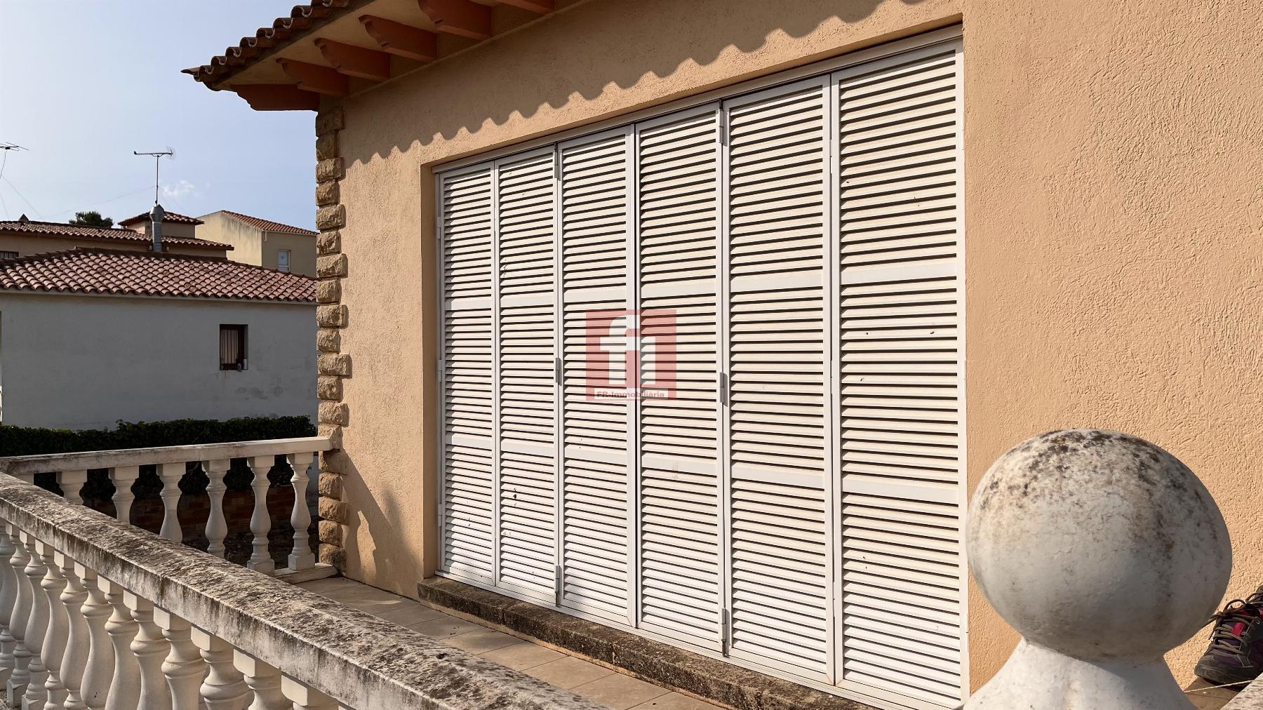 For sale of house in Banyeres del Penedès